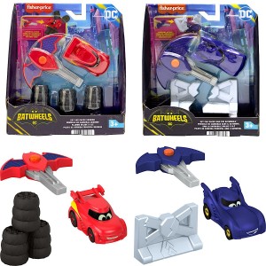 Fisher-Price DC Batwheels 1:55 vystřelovací závodní auto s příslušenstvím 2 druhy (věk 3+)