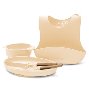 Dětská silikonová jídelní sada New Baby béžová (věk 0+)